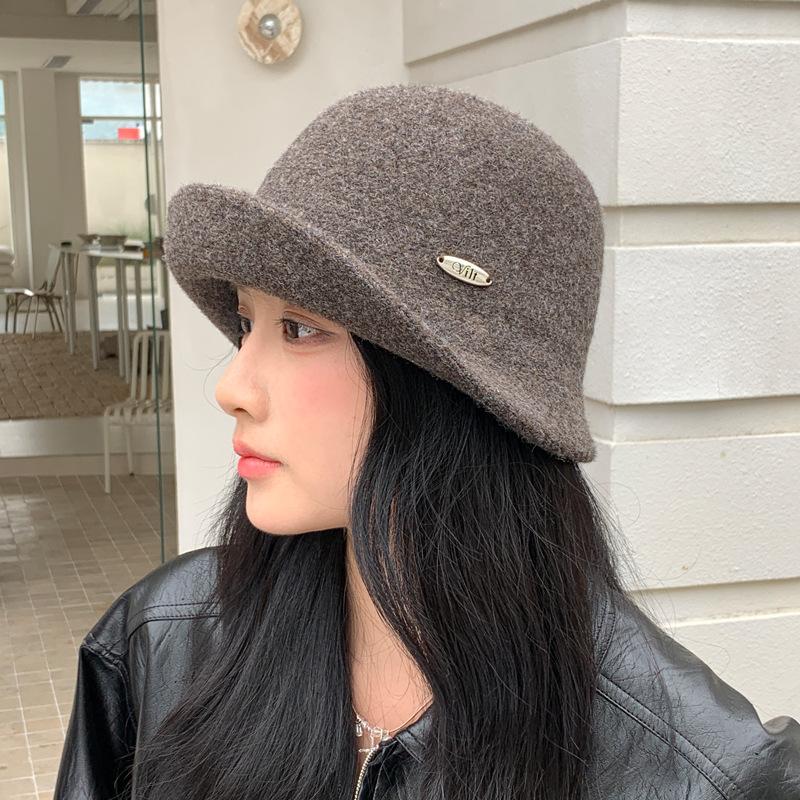 1Pc Autumn and Winter New Basin Hat Wool Blended Bucket Hat Women Show Small Face Versatile Fashion Irregular Wide Brim Warm Hat