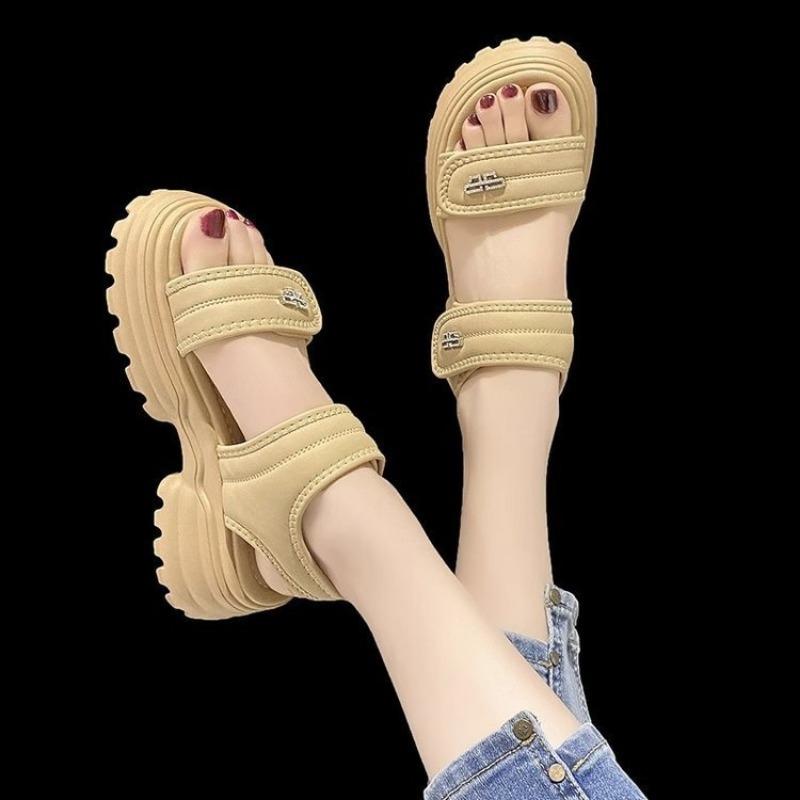 Muffin platform Velcro sandals women's summer new heightening versatile small beach shoes