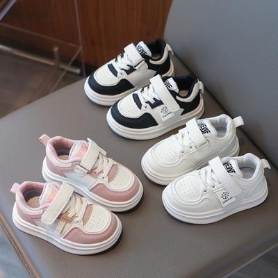 Children's Leather Board Shoes 2025 Spring Sports Shoes for Boys Soft Soled Little White Shoes for Girls