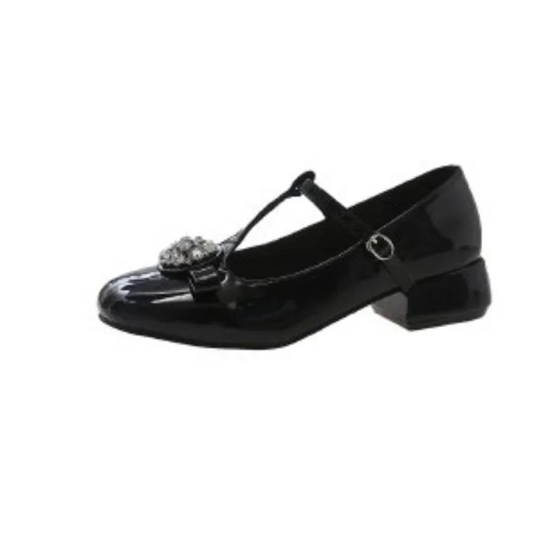 

Новые женские туфли повседневные спортивные туфли с квадратным носком кристаллы мелкий рот летние популярные женские 40