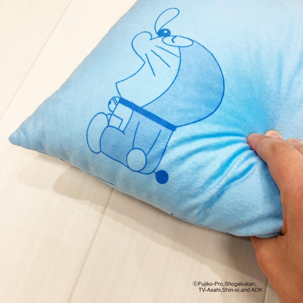 MORIPiLO Morishita tělový polštářek Doraemon 28x39cm s madlem Polštářek na hračky Shogakukan Postavičky Modrá 4621153