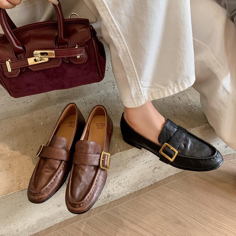 Ins Oil Wax Leather Chaos Soft Leather Retro Loafers 2025 Autumn New Lazy Single Shoes Women