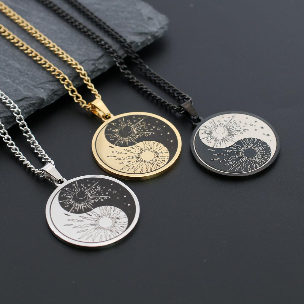 New Stainless Steel Creative Yin Yang Tai Chi Circular Pendant Necklace Retro Religious Mens Titanium Steel Necklace