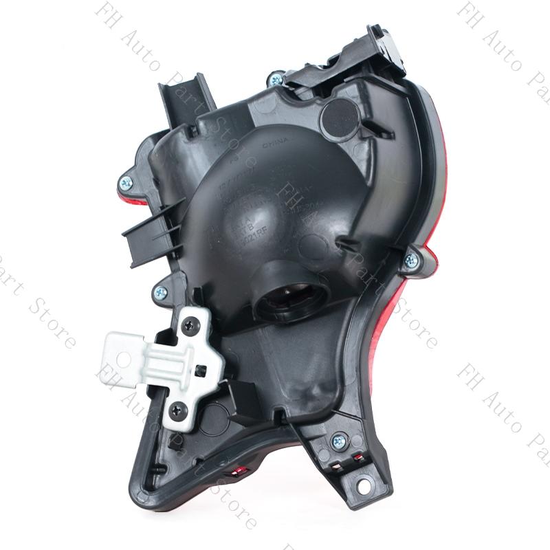 Rear Bumper Tail Turn Signal Reflector Parking Brake Fog Lamp Without Bulb For Toyota Highlander XU70 2020 2025 2025