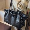 Retro high-value bag large-capacity women's bag 2025 autumn new shoulder tote bag simple commuter armpit bag