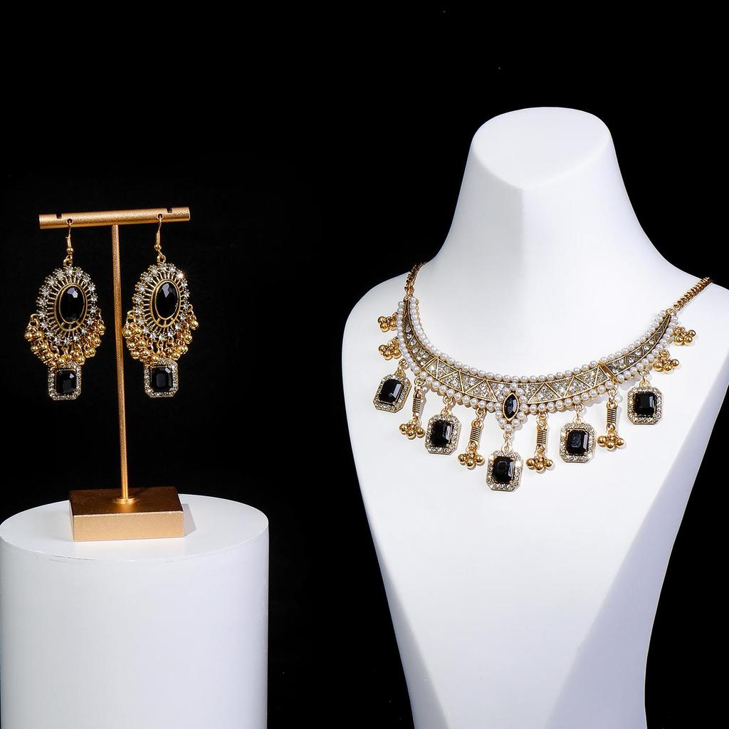 Retro Indian-Style Rhinestone Necklace & Earring Set with Tassel Clavicle Chain