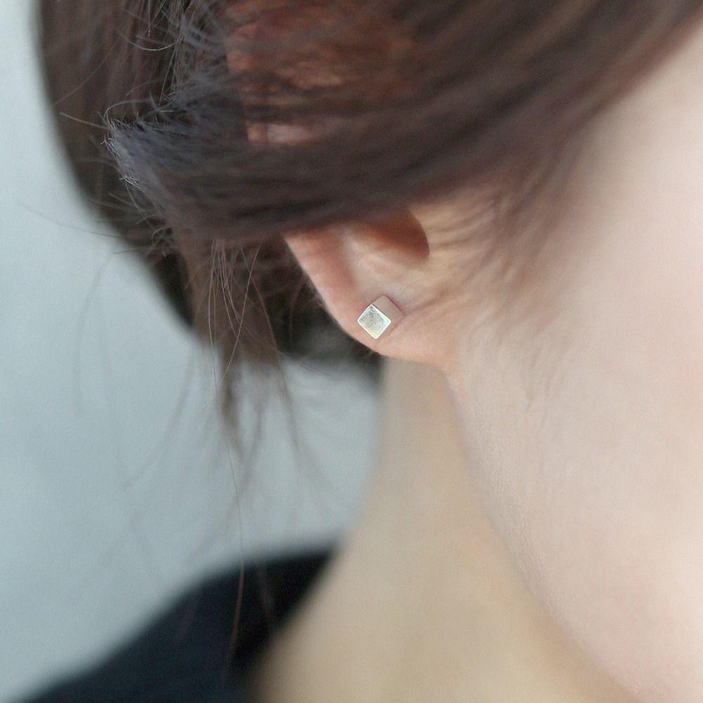 

Модный дизайн звезда геометрическая ушная кость гвоздь женские украшения простые серьги-гвоздики Y2K пирсинг украшения