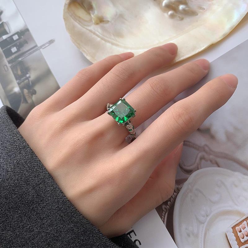 Autumn And Winter Jewelry Copper Bottom Gold-Plated Ice Flower Cut High Carbon Diamond Copper Inlaid Color Ring Female 10 * 10
