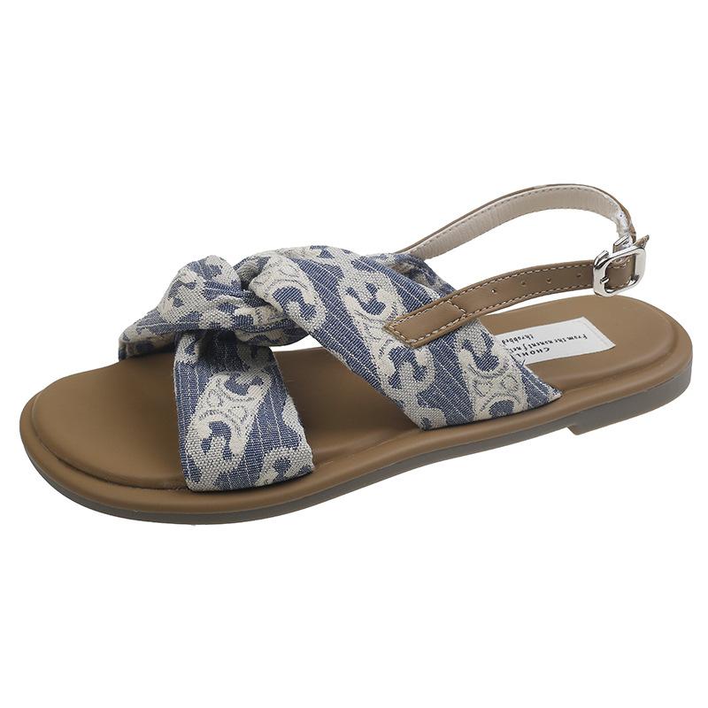 

French retro sandals women s summer 2025 new open-toed soft-soled small fragrant flat-soled one-word button Roman shoes women 40