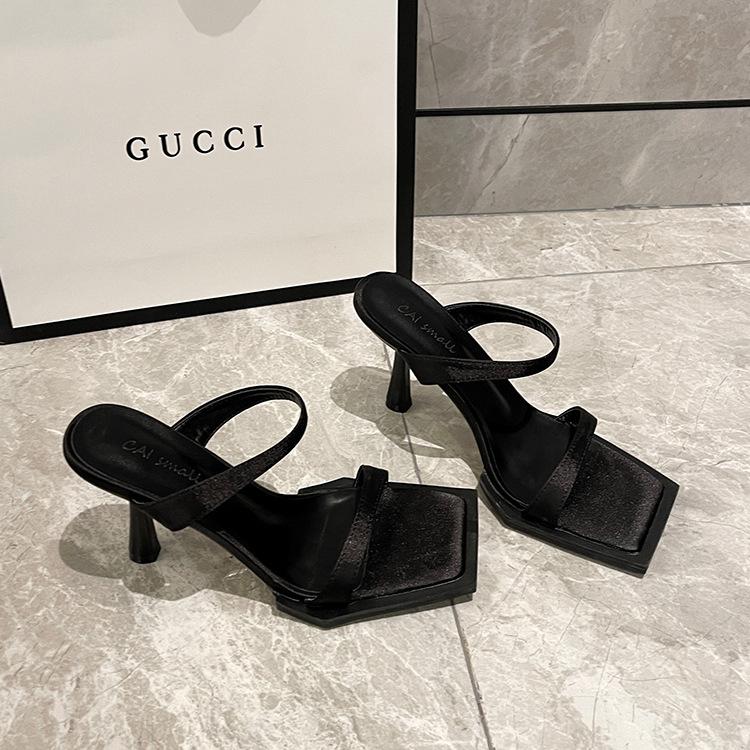 High heels women's outer wear 2025 summer new Internet celebrity thin heel open toe square head word with French high heel sandals women
