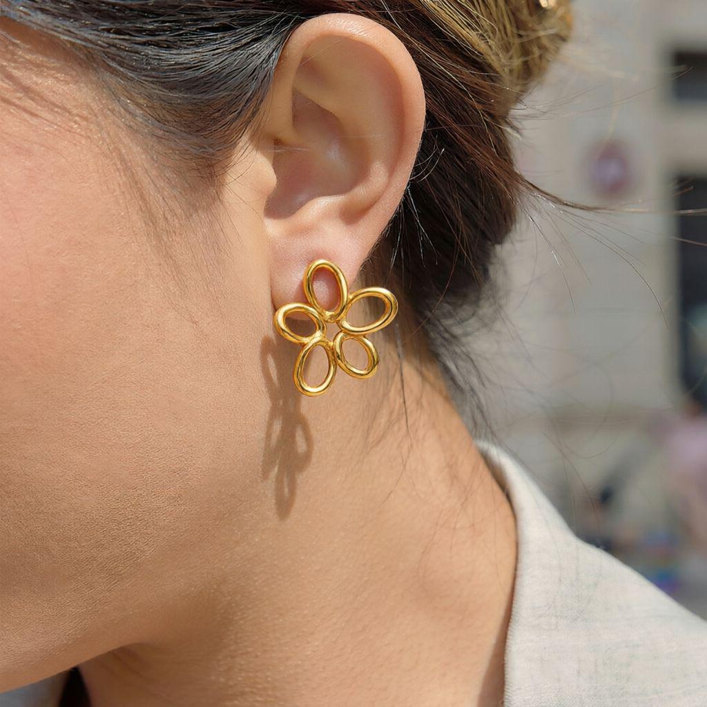 Gold Spiral Floral Stainless Steel Earrings: Elegant Lightweight Design for Women