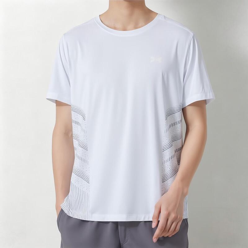 Under Armour Men s Round Neck Short Sleeve T-shirt S