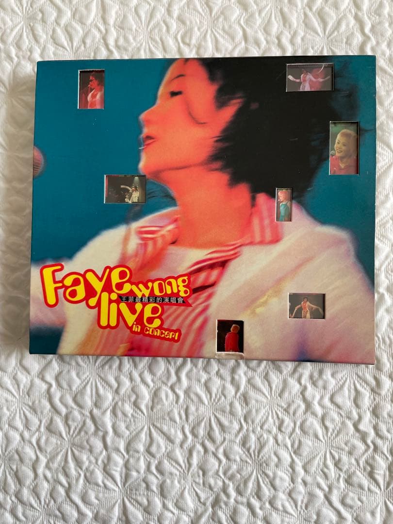 

[USED] 2 pieces of Faye Wong Live In Concert