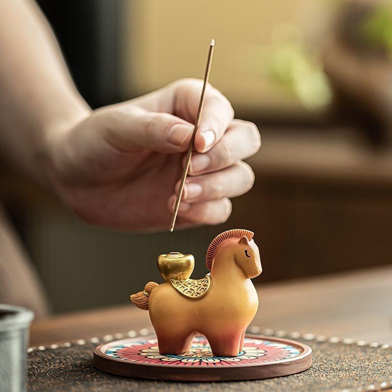 1pc Horse Lucky Incense Burner, Chinese Incense Burner, Home Indoor Tea Table, Desktop Decoration Gift