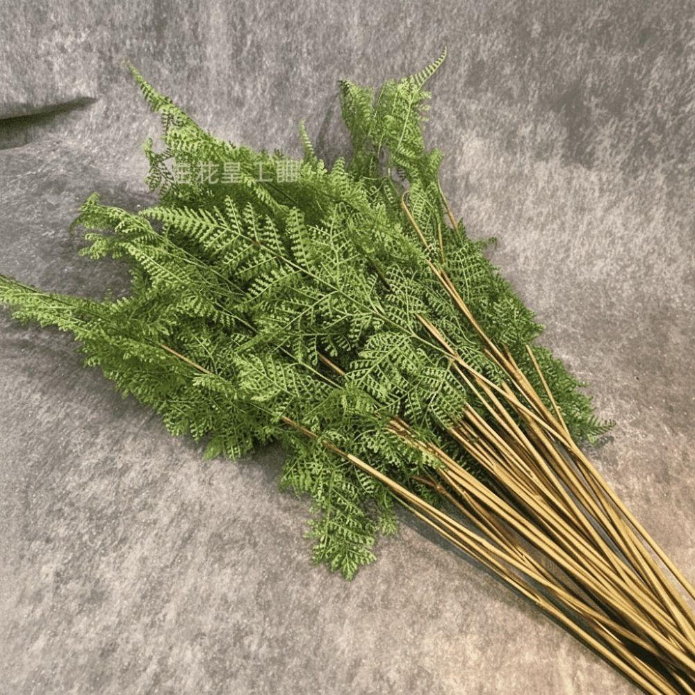 Handmade Artificial Greenery Fern Plastic Material Realistic Artificial Fern Home Decoration