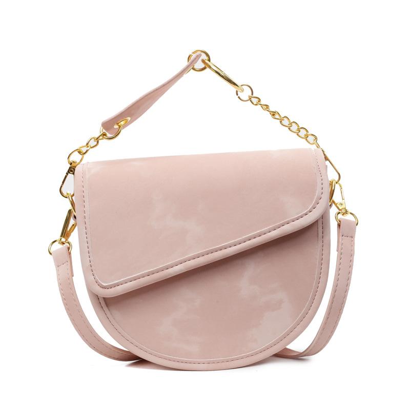 Korean version of fashion messenger saddle bag women's 2025 summer new trendy commuter casual shoulder bag simple small square bag