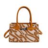 One shoulder crossbody portable small square bag contrasting colors, new beautiful printing largecapacity retro commuter bag