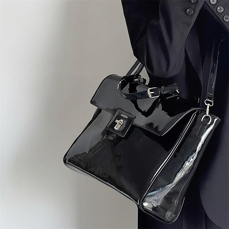 2023 New Arrival Large Capacity Pu Leather Tote Bag For Women Stylish And Practical