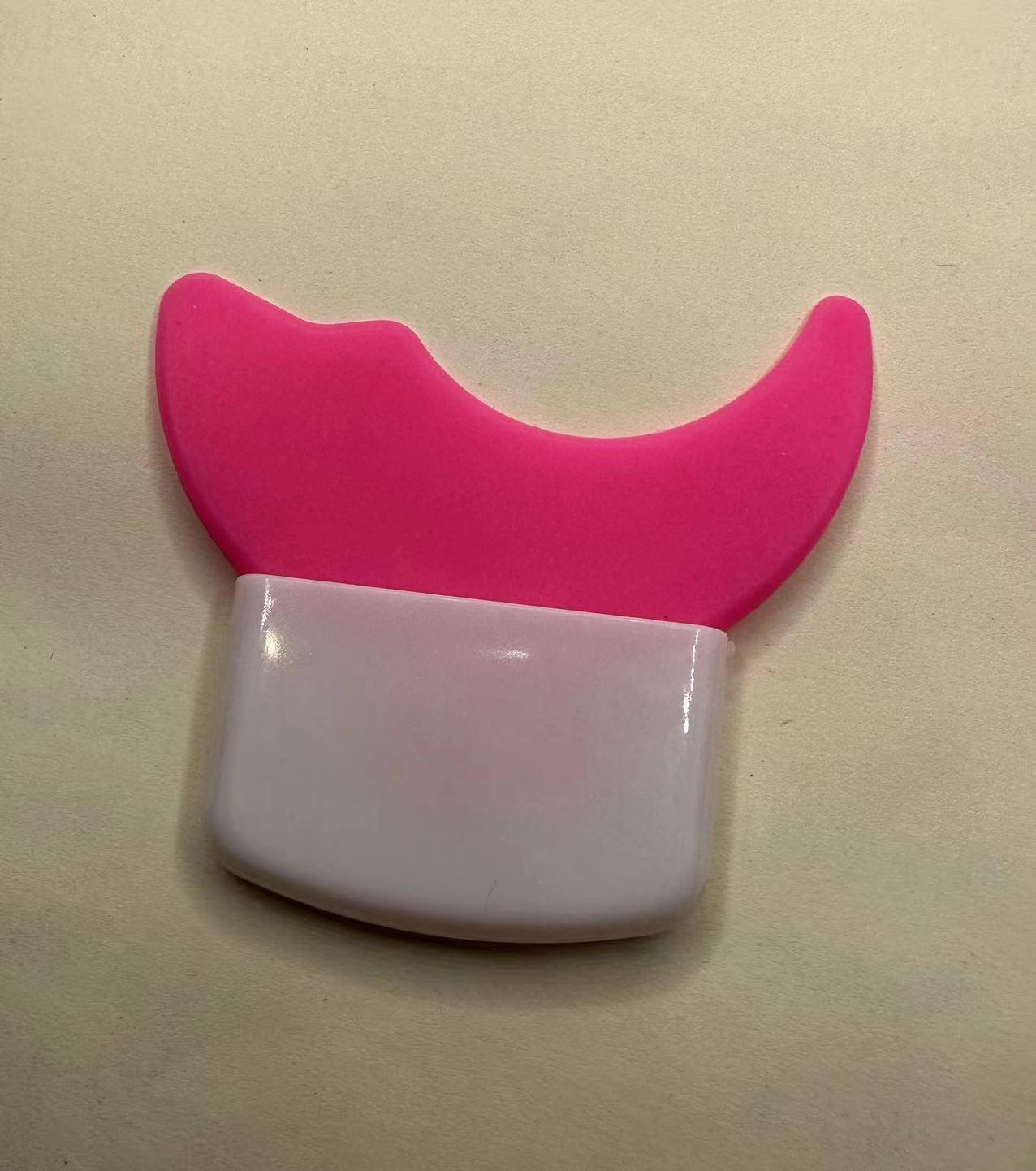 

Багатофункціональний інструмент для підводки та туші: Зручний для новачків інструмент для макіяжу півмісяця для легкого нанесення тіней і підводки для повік маджента