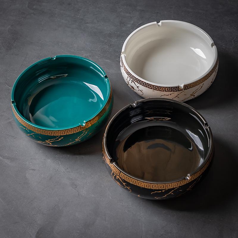 Luxury Gold-Plated Ceramic Ashtray for Home or Office