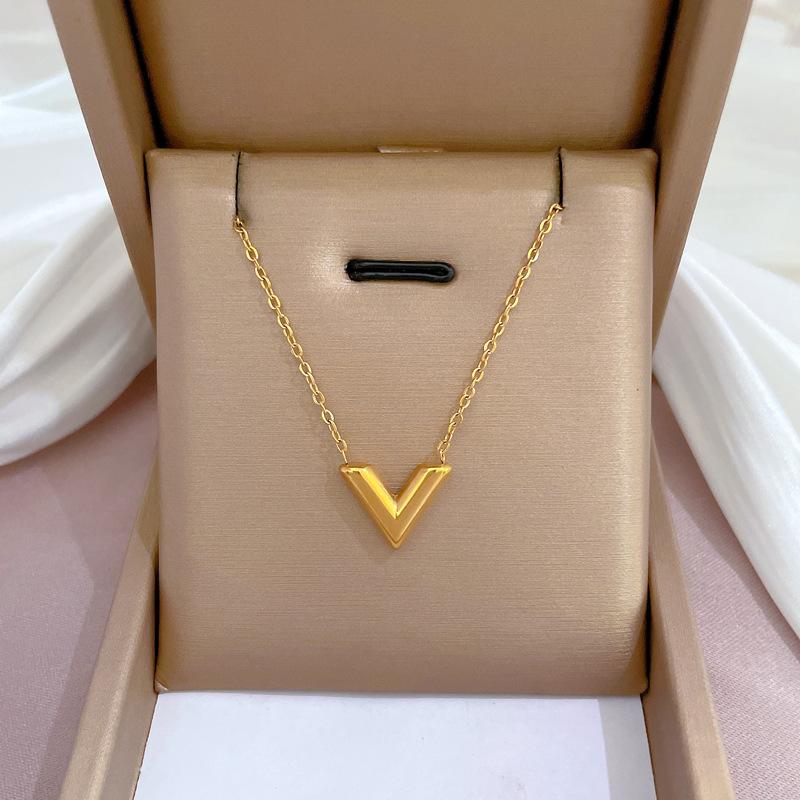 Fashion Retro Women's Necklace Temperament Micro Diamond Necklace Exquisite Collar Chain Accessories