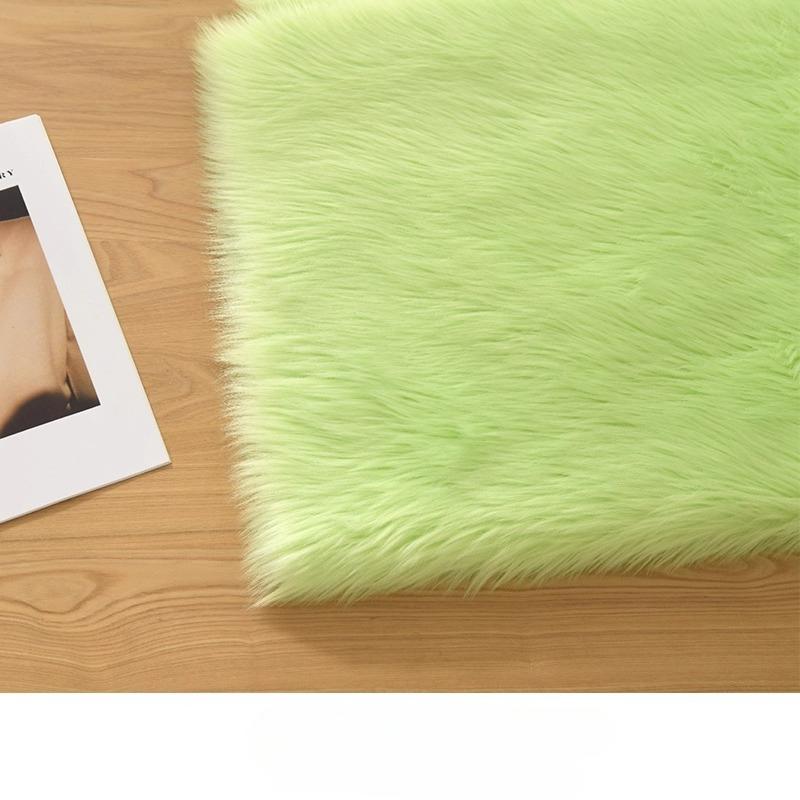 4cm Plush Fabric Soft and Smooth Fursuit Fur Fabric 50x160cm DIY Clothing Doll Decorative Shaggy Fur Handmade Material
