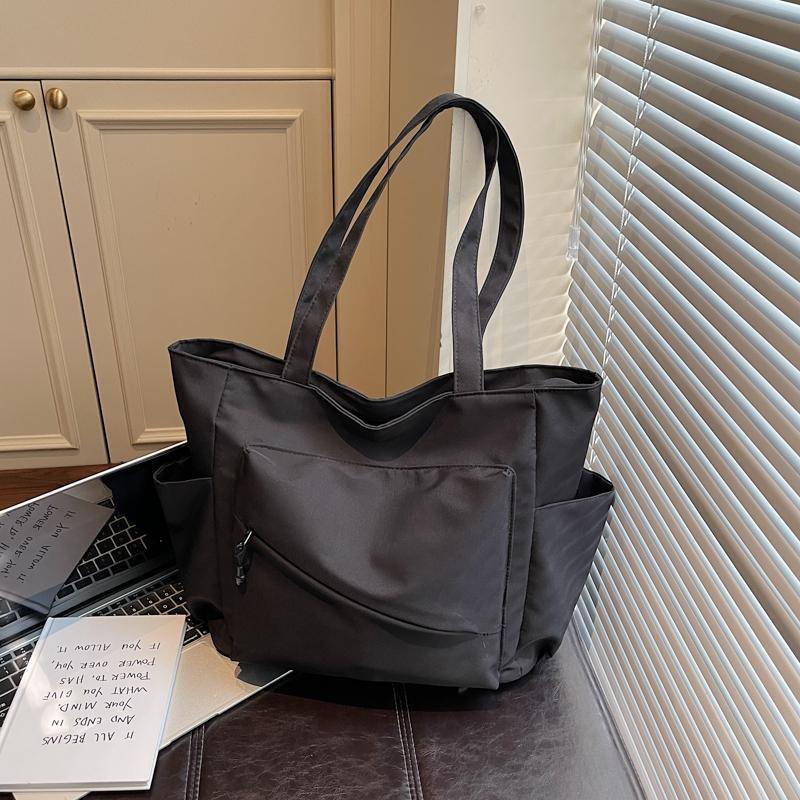 Large Capacity Tote Bag for Women Everyday Shoulder Bag with Multiple Pockets and Sleek Design