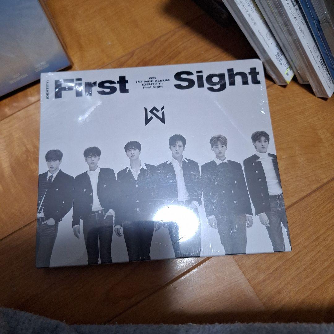 

[USED] WEi 1st Mini Album