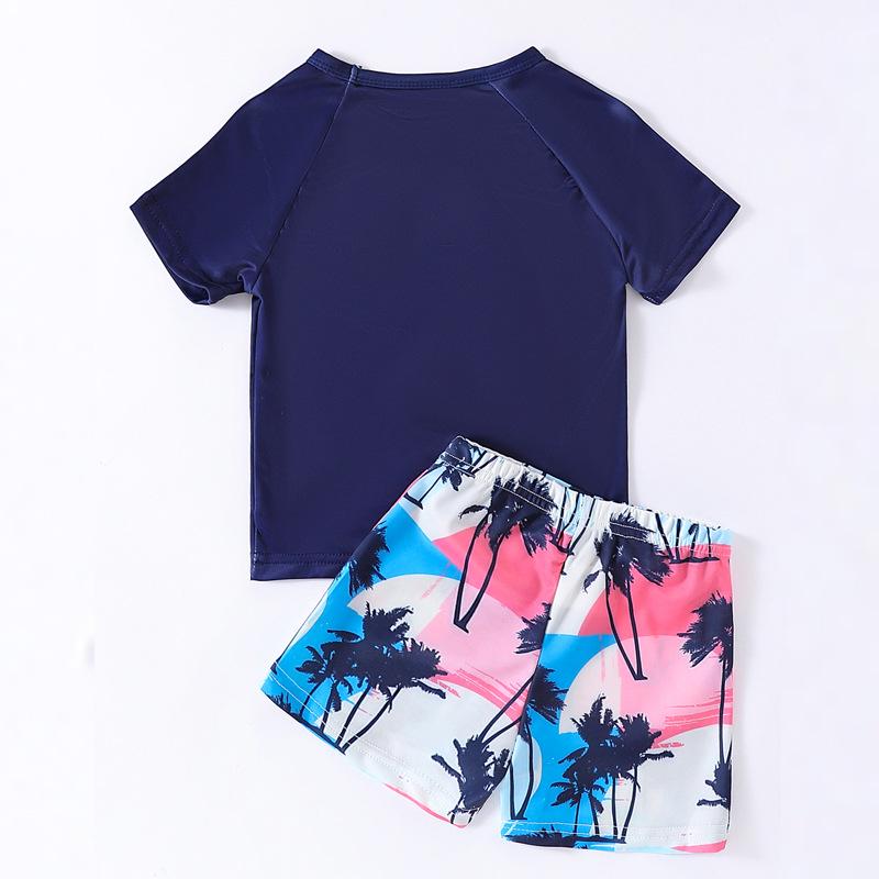 Chłopięcy hawajski szybkoschnący zestaw plażowy: Top z krótkim rękawem i szorty kąpielowe z nadrukiem kokosów