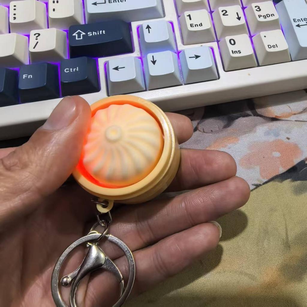 Led Aesthetic Bun Keyring Glow In Dark Realistic Food Squishy Creative Edc Fidget Clicker Trendy Bag Ornament Gift