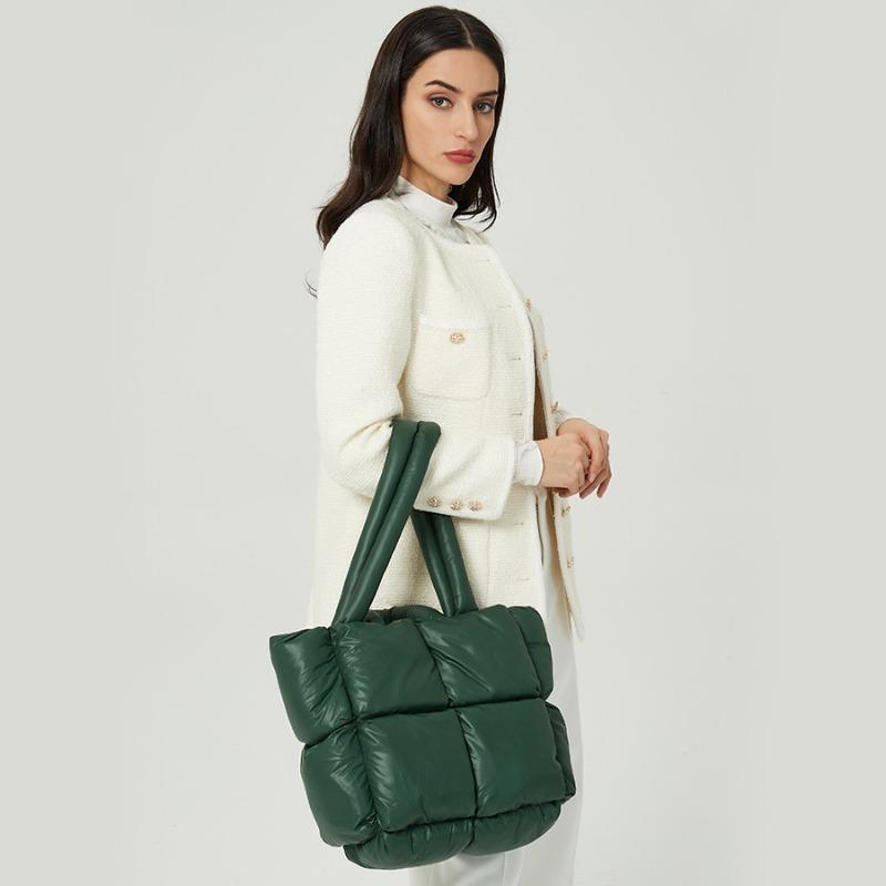 New Down Bag Cotton Clothes Handbag Women's Soft Checkered Filled Cotton Shoulder Bag Fashionable and Simple Tote Bag