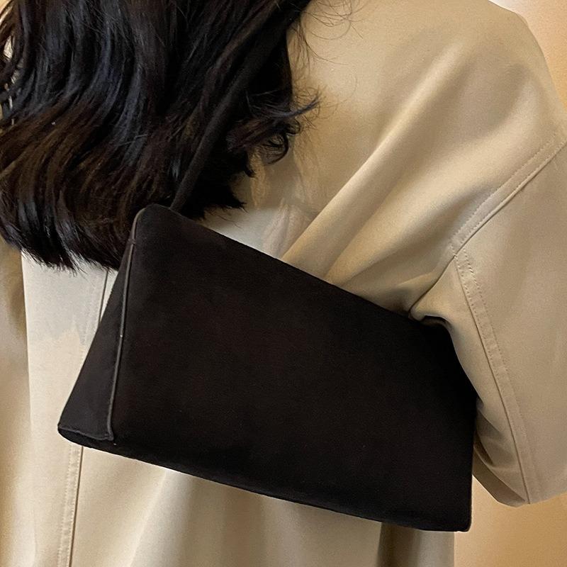 Autumn niche baguette armpit bag retro solid color simple women's shoulder bag fashion casual messenger bag women