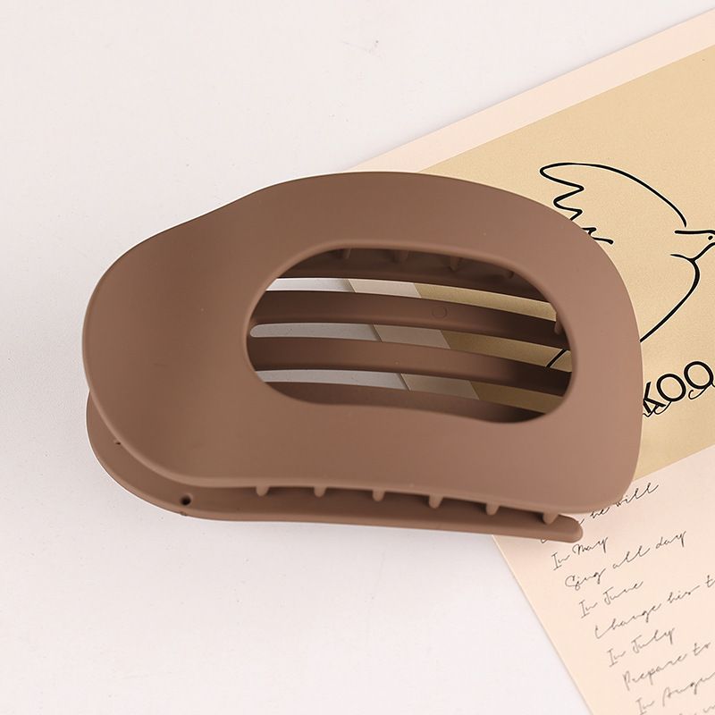 

1pc New flat circular hair clip with duckbill grip, strong teeth, bendable and comfortable curved design for hair clip