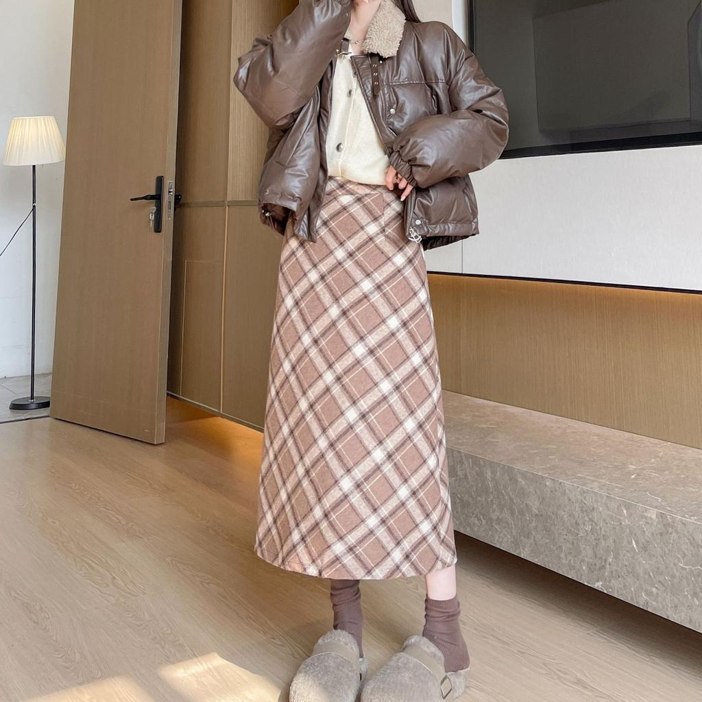 Woolen Hip Skirt Autumn and Winter New Long Skirt for Women All-match High Waist Slim A-line Retro Oblique Plaid Plaid Skirt