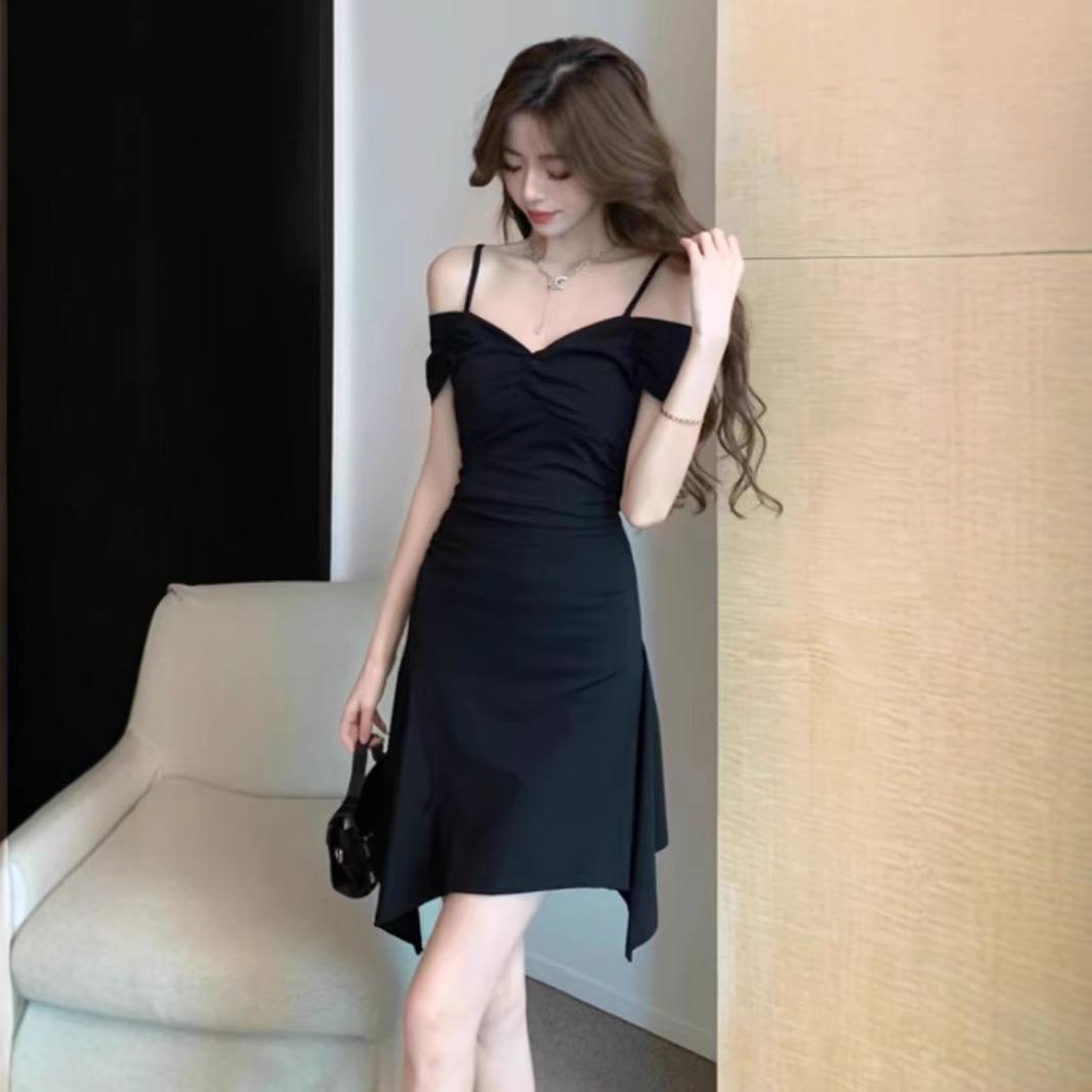 

Irregular suspender A-word skirt year summer women s clothing black sexy V-neck off-the-shoulder waist and thin dress S чёрный