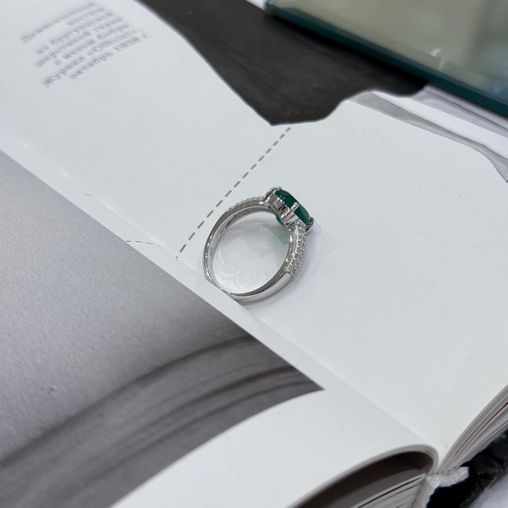 Silver Ring with Natural Agate, Item Weight 2.93 G (2173595)