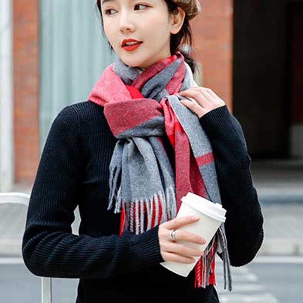 Polyester Knitted Wool Scarf Soft Long Neckscarf with Tassel Gifts Classic Plaid Scarf  Winter