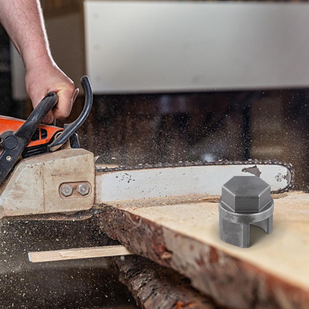 Innovative Clutch Removal Tool Compatible with Multiple Chainsaw Brands
