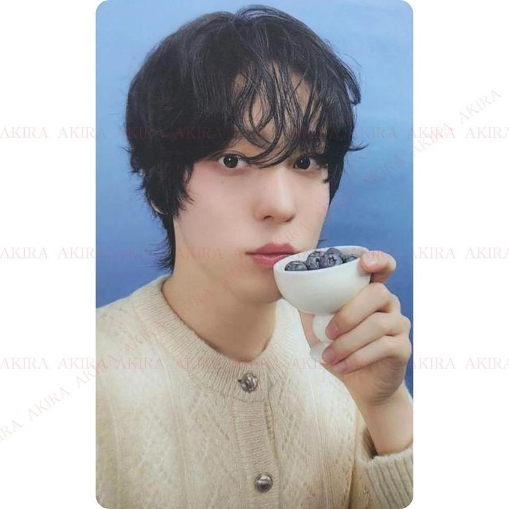 ATEEZ 2026 POZDROWIENIA SEZONOWE W ZESTAWIE Karta ze zdjęciem OFICJALNA