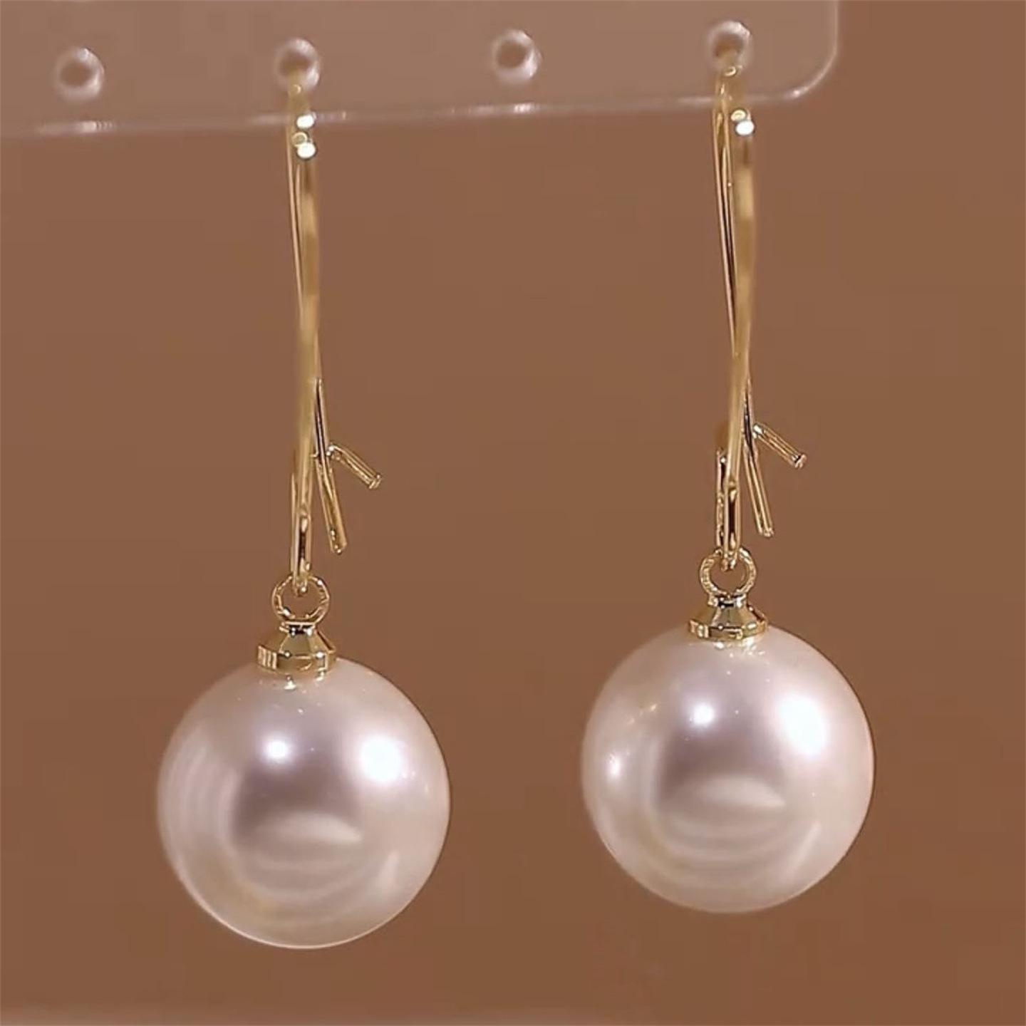 Elegant Korean Style Pearl Earrings, S925 Sterling Silver, Versatile Dangle Design for Women золотой