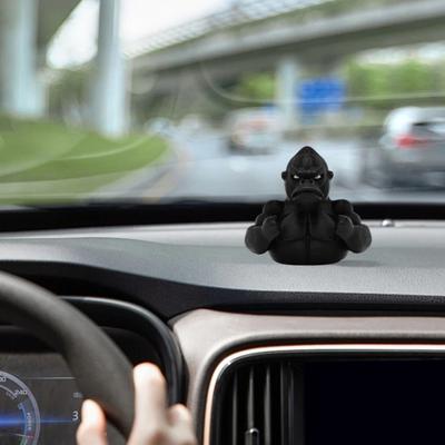 Černá gorilí kachna figurka 3D tištěná svalnatá kachna orangutan socha zvířecí socha domácí kancelář stolní dekorace ozdoba na palubní desku auta