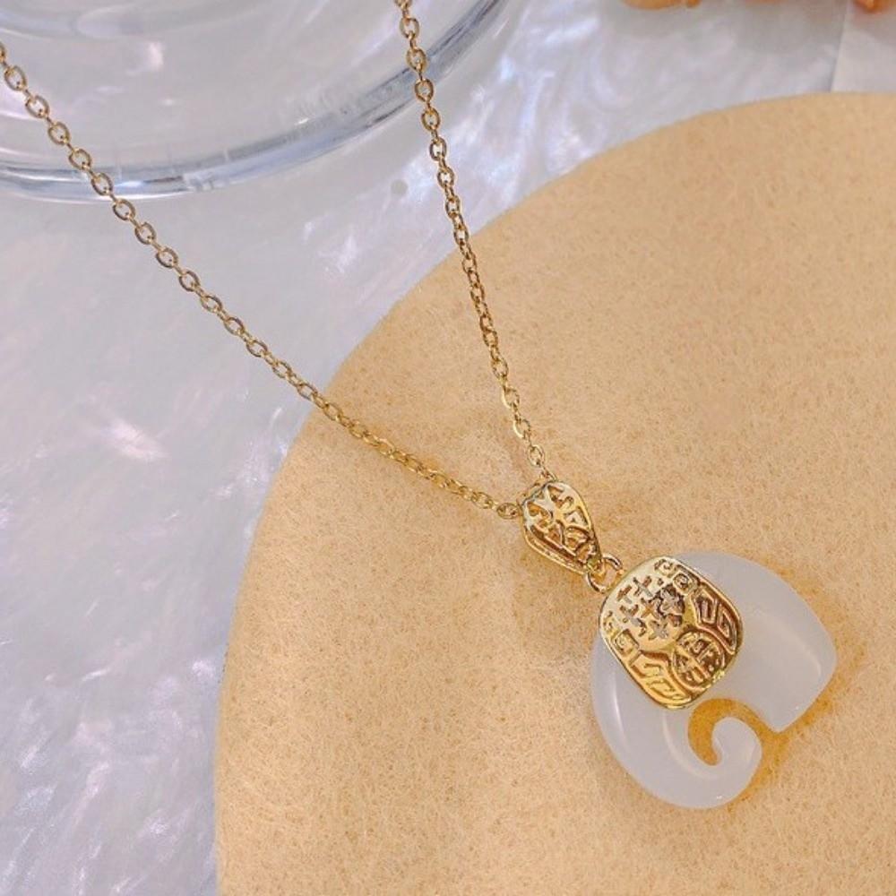 Simple Necklace Elephant Pendant Choker Fashion Gold Plated Chain  Women