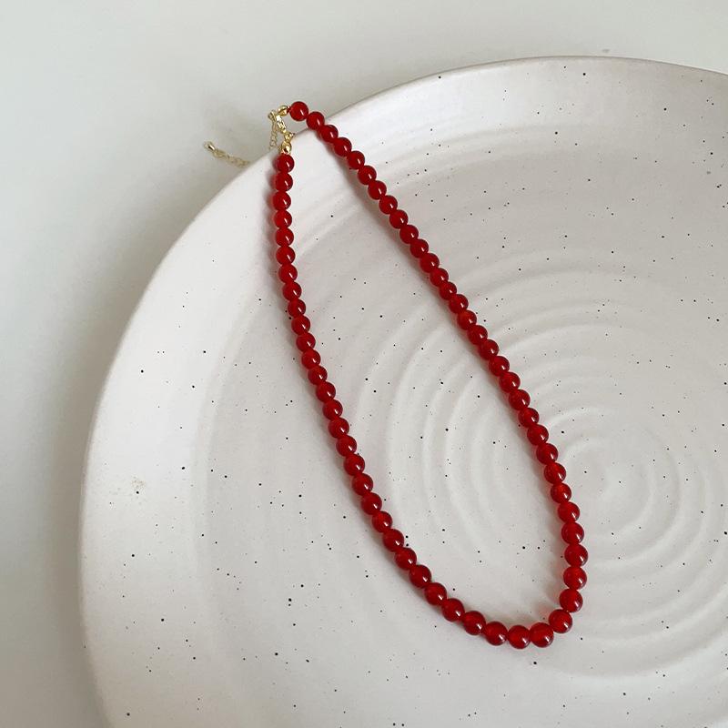 Women's Elegant Red Agate Beaded Choker Necklace: Retro, Luxurious & Versatile Fashion Accessory
