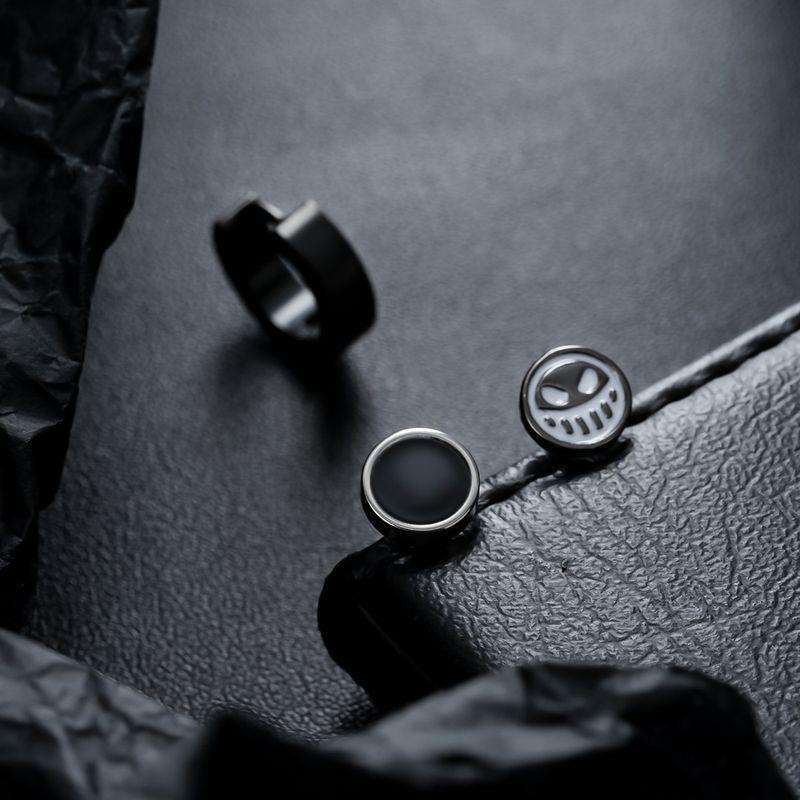 

Titanium Steel Stud Earrings Men s Set Ruan Shuai Trendy Earrings Street Versatile Earrings Women Street Hip-hop Simple Single Accessories Cool three-piece set A