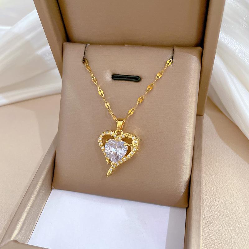 Love Zircon Light Luxury Temperament Gorgeous Full Diamond Necklace Female Versatile Collarbone Chain Titanium Steel Chain