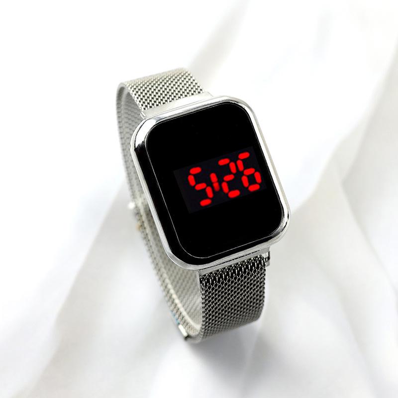 In-Stock Fashion LED Sports Watch with Magnetic Strap
