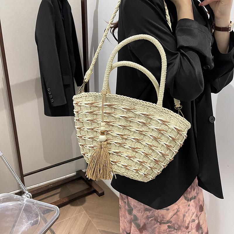 Women's Woven Rattan Shoulder Bags  Crossbody Bag  Feminine Bags  Handmade  Sweet Tassel  Beach  Seaside  Summer