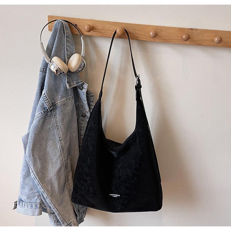Retro Tragetasche im koreanischen Stil - Herbst/Winter Große Kapazität Vielseitige Schultertasche