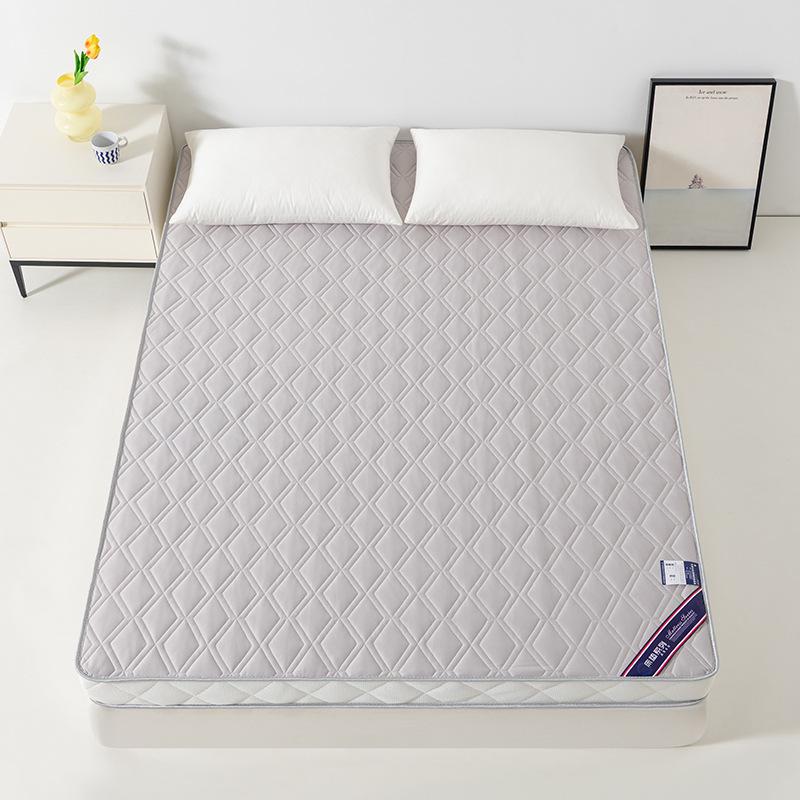 Latex Tatami Mattress for Bedroom, Dorm, or Rental - Single Bed or Floor Mat Use