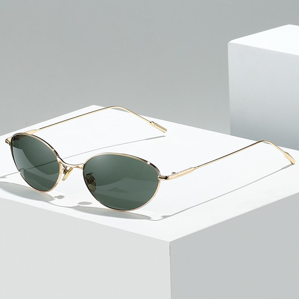 Vintage Cat Eye Frame Shades Black Sunglasses Sexy Luxury Brand Designer Pink Sun Glasses for Women Travel Eyewear